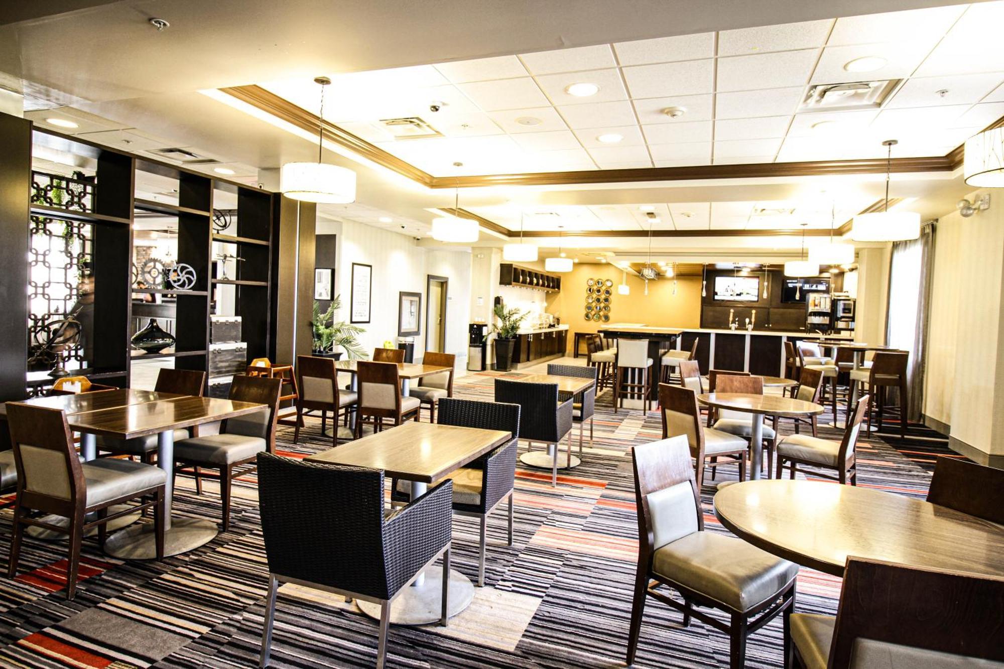 Waterloo Suites Hotel, Trademark Collection By Wyndham Dış mekan fotoğraf